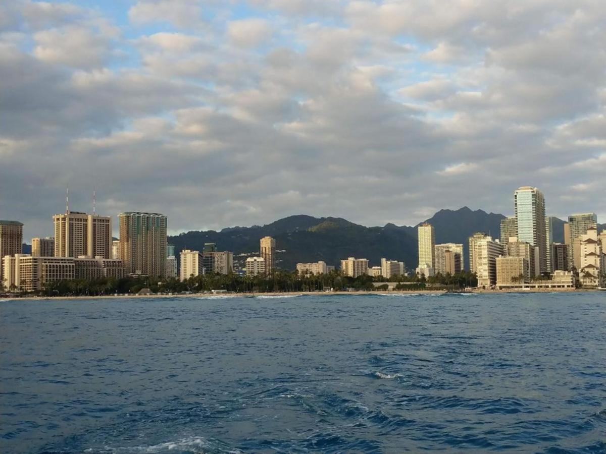 Royal Kuhio Resort Honolulu Buitenkant foto